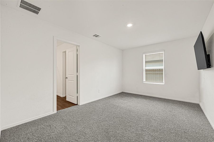 Spacious, unfurnished interior of a new home in Presswoods, Splendora (Image 16).