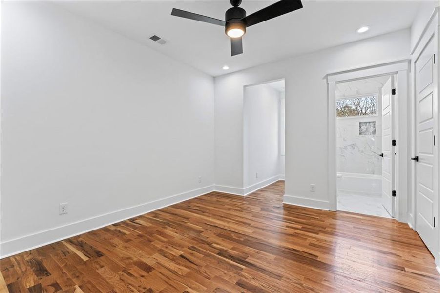 Spacious, unfurnished interior of a new home in , Atlanta (Image 34).