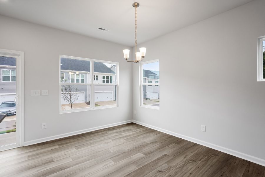 Spacious, unfurnished interior of a new home in Georgias Landing, Raleigh (Image 15).