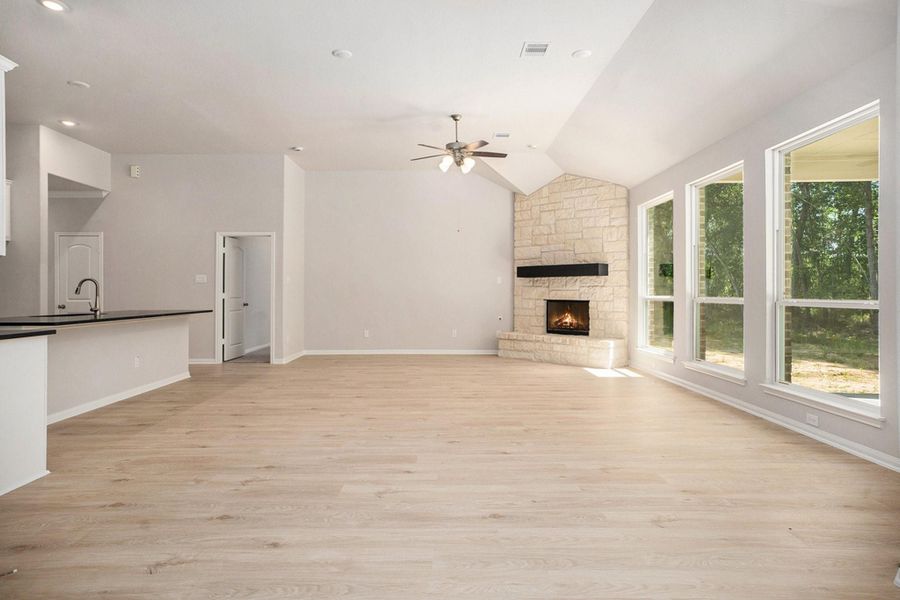 Spacious, unfurnished interior of a new home in Encino Estates, Dayton (Image 2). Spacious, unfurnished interior of a new home in Encino Estates, Dayton (Image 2).