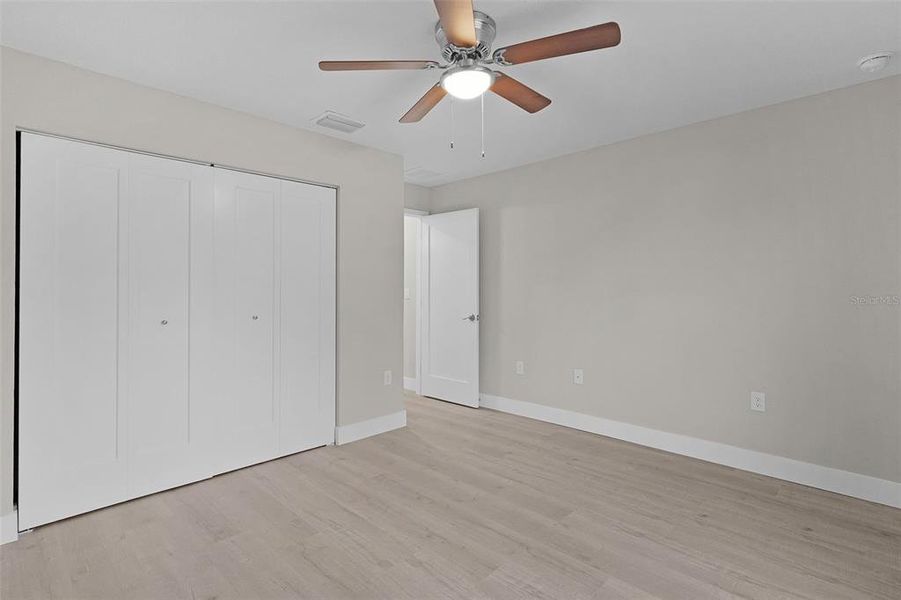 Spacious, unfurnished interior of a new home in , Ocklawaha (Image 18).