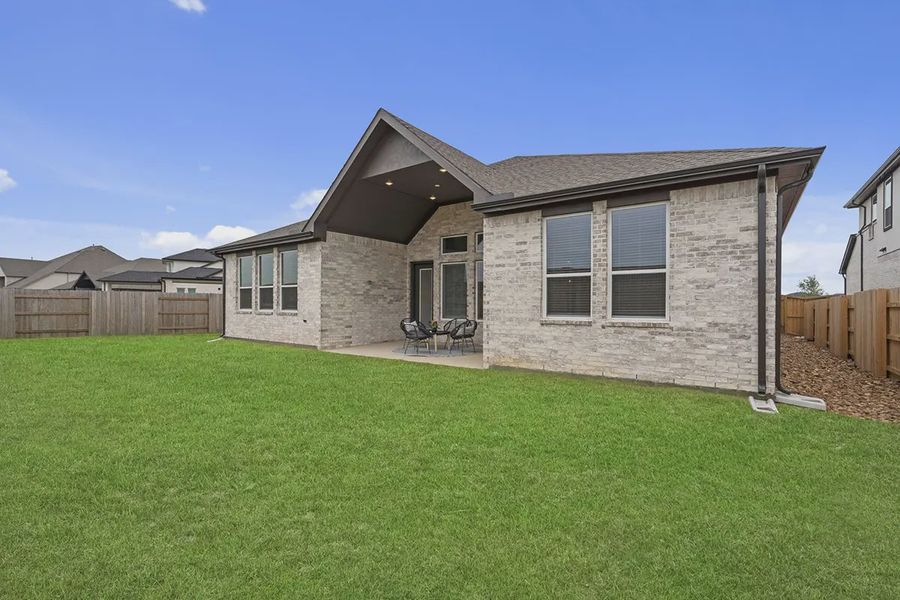 Representative exterior details of a home built from the Sweetwater by Chesmar Homes in Steward Estates, Conroe (Image 4). Representative exterior details of a home built from the Sweetwater by Chesmar Homes in Steward Estates, Conroe (Image 4).