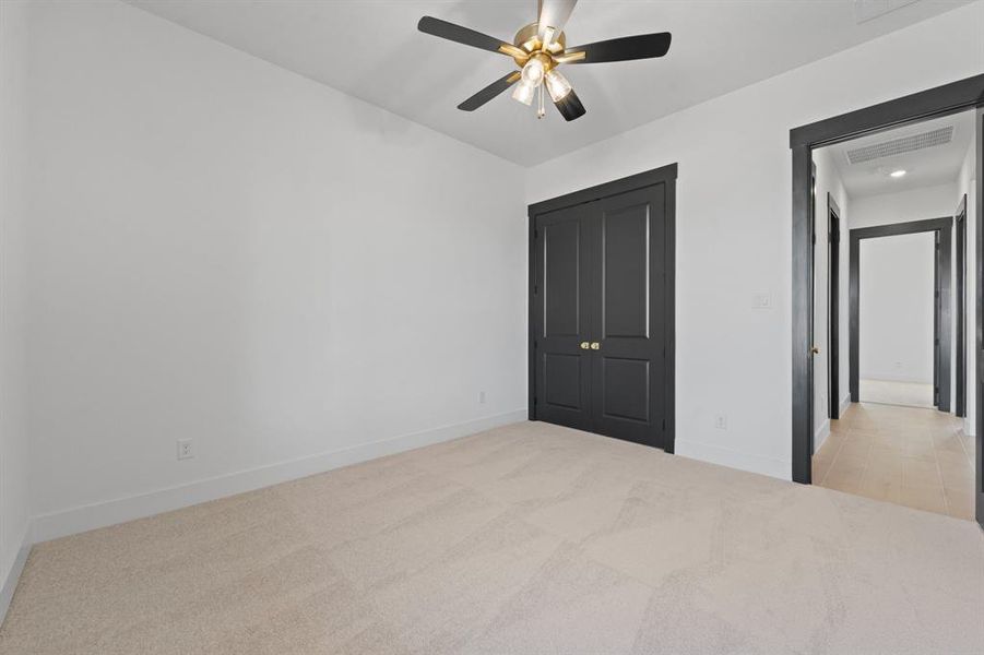 Spacious, unfurnished interior of a new home in , Azle (Image 27).