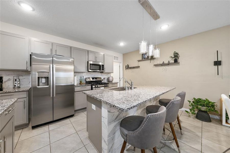 Furnished interior view inside a new home in , Winter Garden (Image 10).