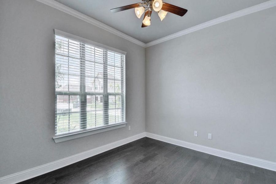 Representative unfurnished interior of a home built from the Oaks 2694 by Brohn Homes in Oaks at San Gabriel, Georgetown (Image 11).