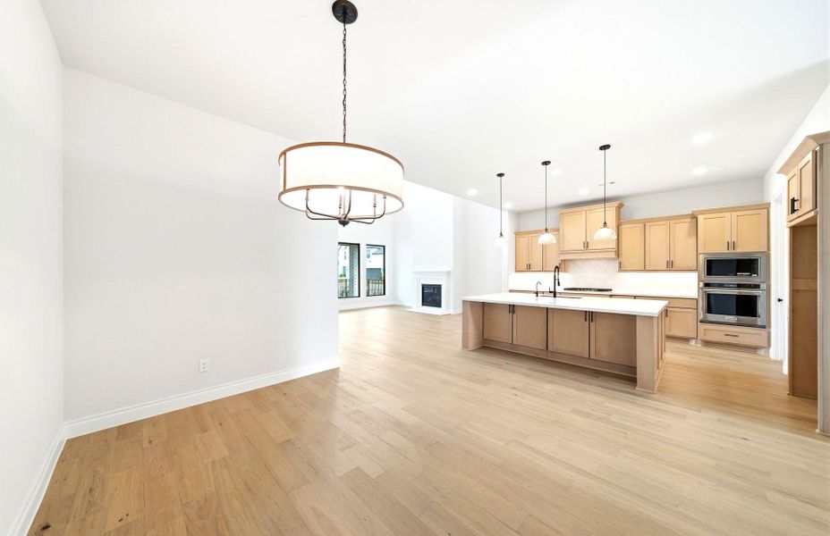 Spacious, unfurnished interior of a new home in Bridgeland 50', Cypress (Image 34).