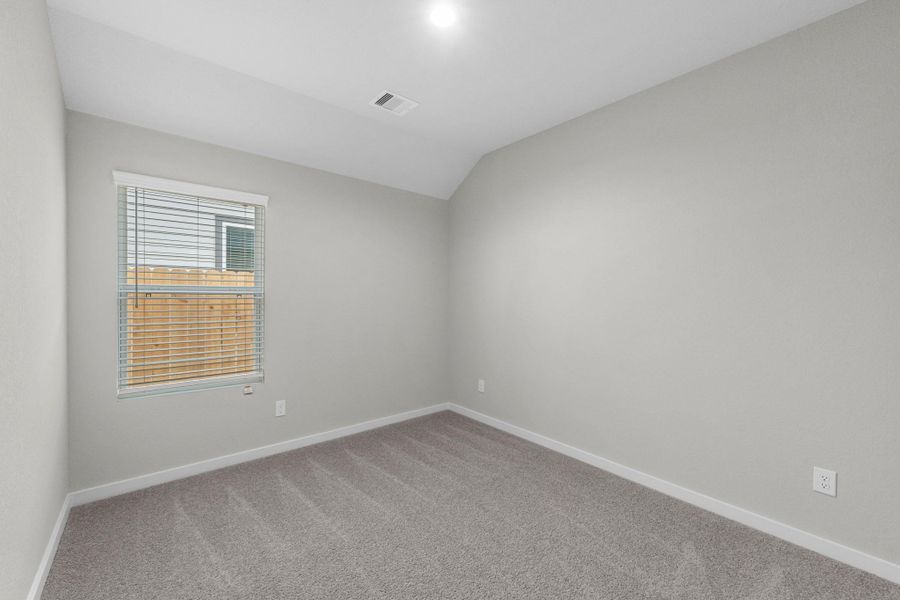 Spacious, unfurnished interior of a new home in Grand Oaks Village, Houston (Image 20).