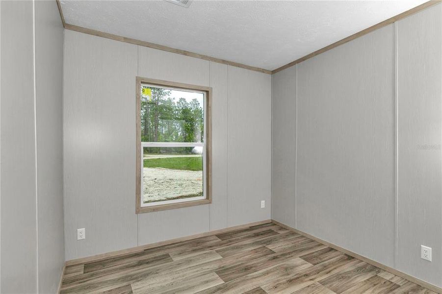 Spacious, unfurnished interior of a new home in , Williston (Image 22).