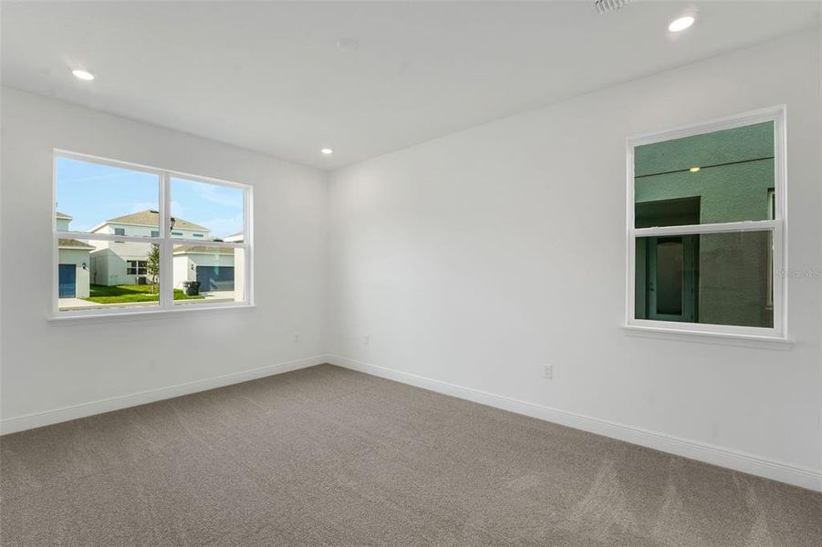 Spacious, unfurnished interior of a new home in Crossroads at Kelly Park, Apopka (Image 36). Spacious, unfurnished interior of a new home in Crossroads at Kelly Park, Apopka (Image 36).