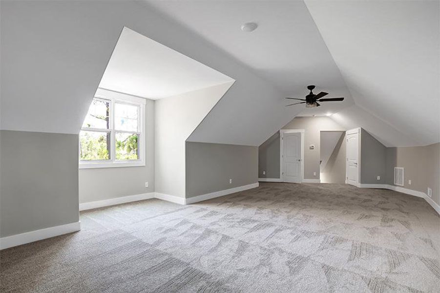 Bar Harbour I, Bonus Room