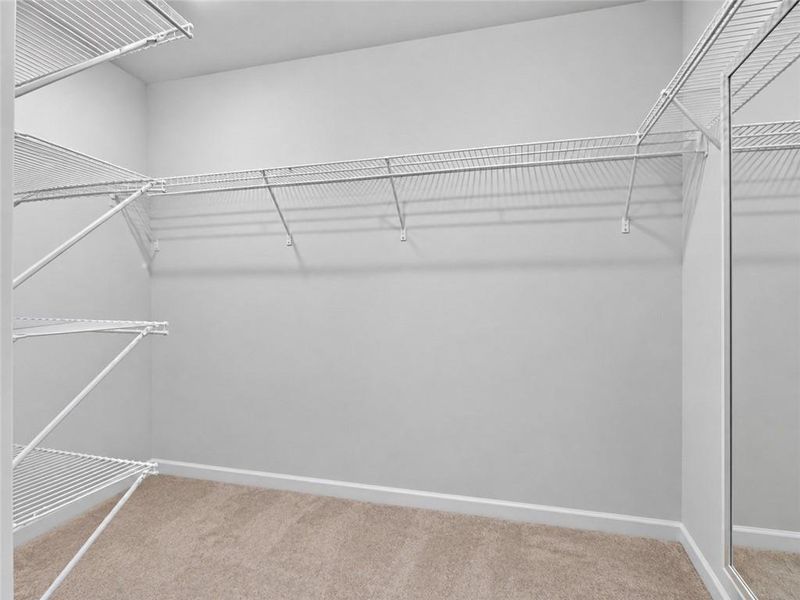 Spacious, unfurnished interior of a new home in , Gainesville (Image 24).