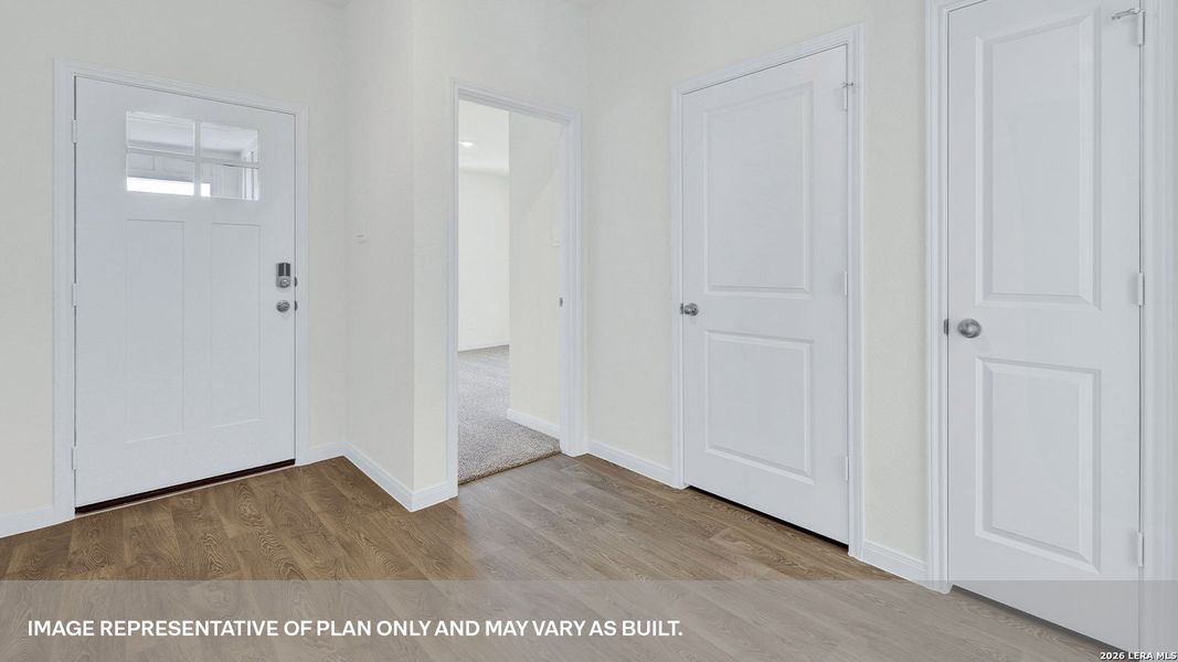 Spacious, unfurnished interior of a new home in Paramount, Kyle (Image 14).