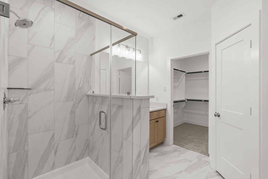 Furnished interior view inside a new home in Meridiana, Manvel (Image 4).