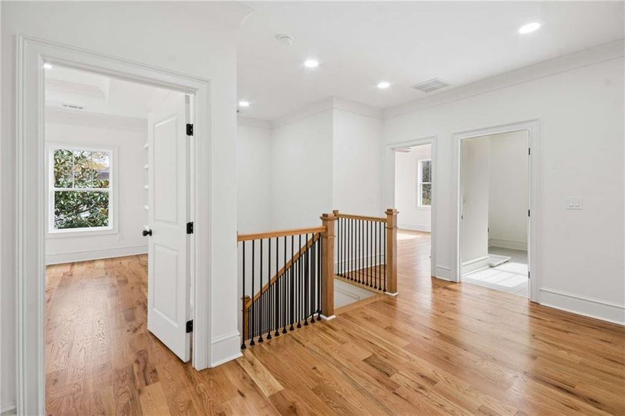 Spacious, unfurnished interior of a new home in , Atlanta (Image 40). Spacious, unfurnished interior of a new home in , Atlanta (Image 40).
