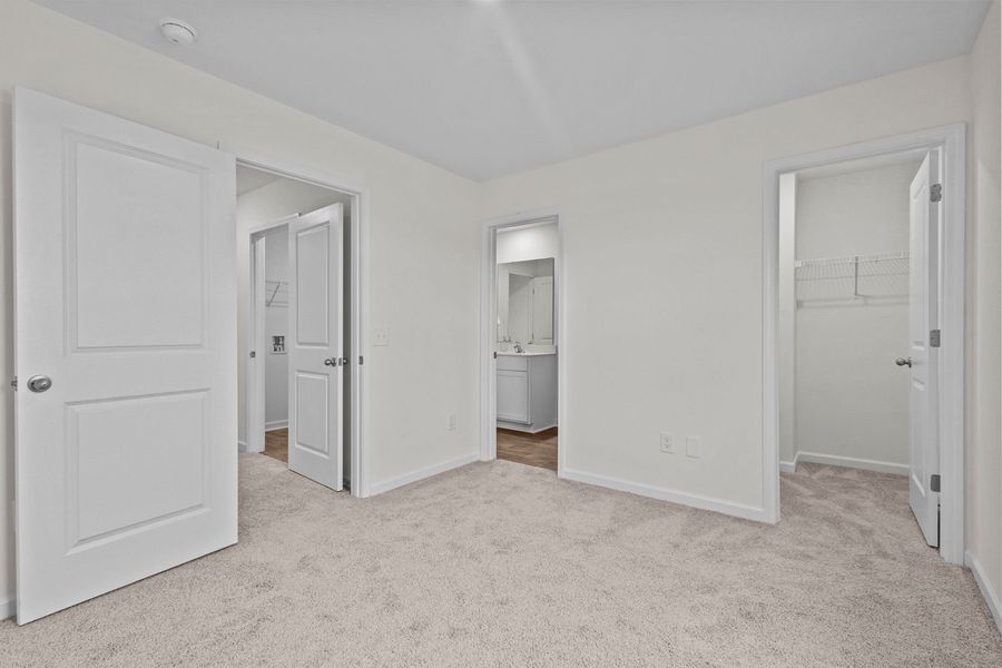 Spacious, unfurnished interior of a new home in Champions Village at Cherry Hill, Pendleton (Image 24).