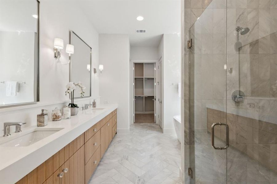 Furnished interior view inside a new home in , Dallas (Image 24). Furnished interior view inside a new home in , Dallas (Image 24).