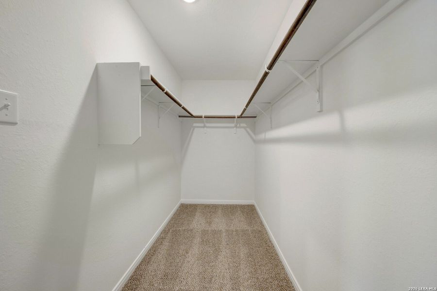 Spacious, unfurnished interior of a new home in Greenspoint Heights, Seguin (Image 36).