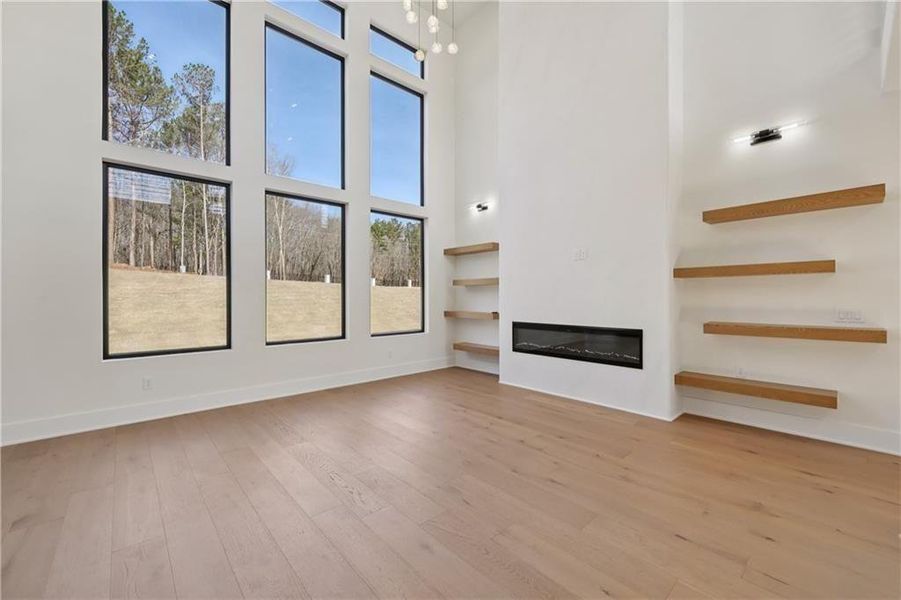 Spacious, unfurnished interior of a new home in , Auburn (Image 61).