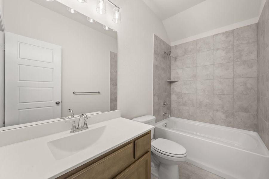 Furnished interior view inside a new home in Summer Crest, Fort Worth (Image 16). Furnished interior view inside a new home in Summer Crest, Fort Worth (Image 16).