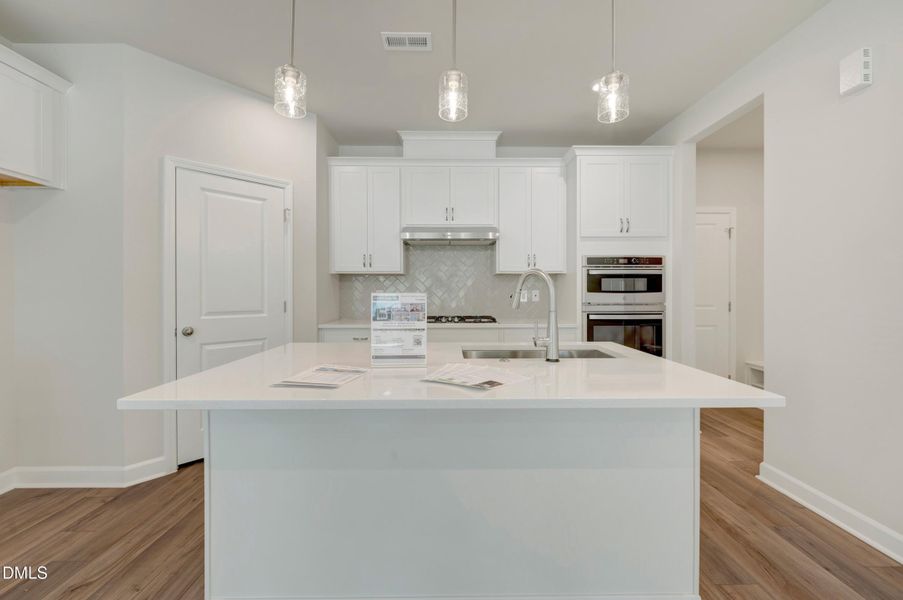 RAL_MewsatHoldingVillage_Sampson-MewsatH