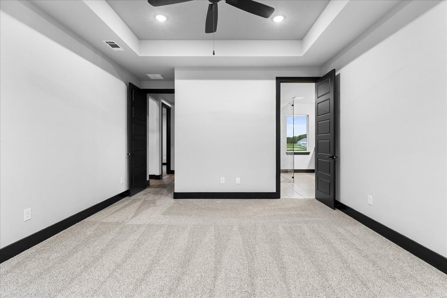 Representative unfurnished interior of a home built from the The Harper II by Doug Parr Custom Homes in Monarch Manor, Poolville (Image 19).