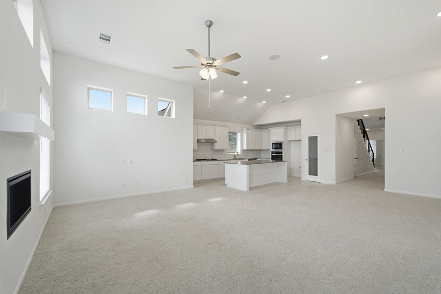 Spacious, unfurnished interior of a new home in Westridge, McKinney (Image 55).