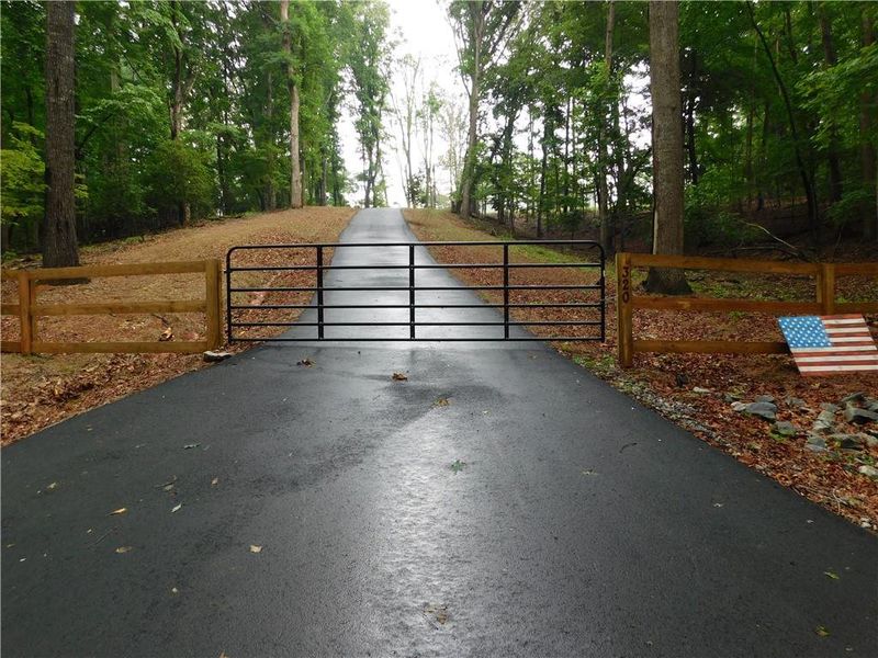 Natural landscape and outdoor views near in Dahlonega (Image 29). Natural landscape and outdoor views near in Dahlonega (Image 29).