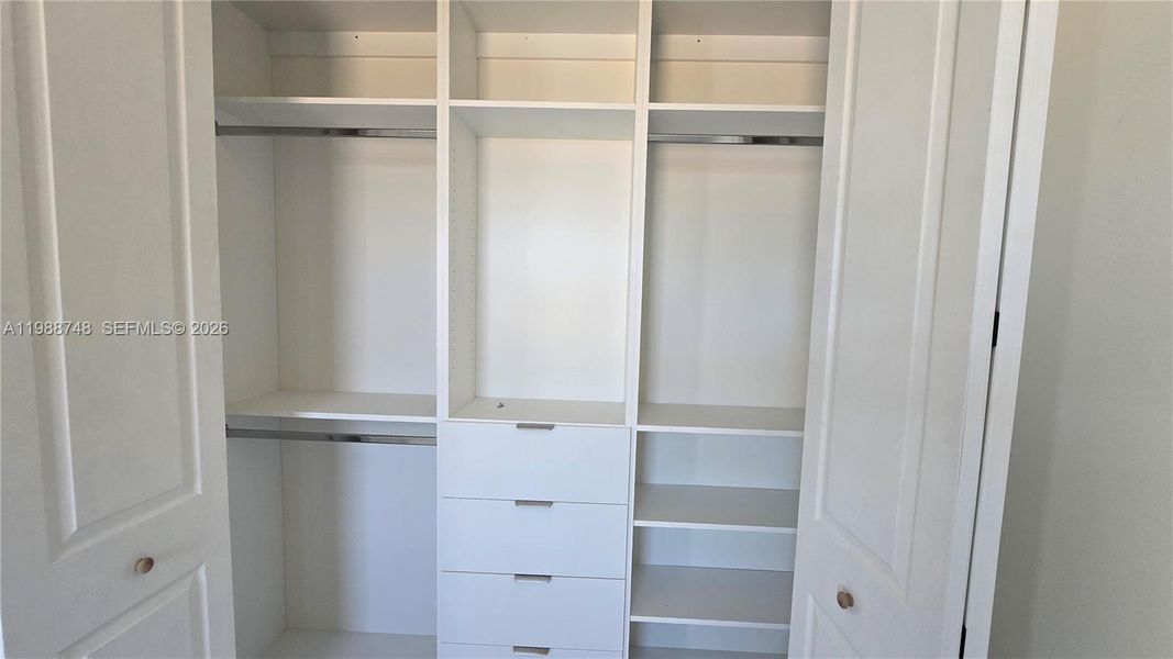 Image 33 of a home in .