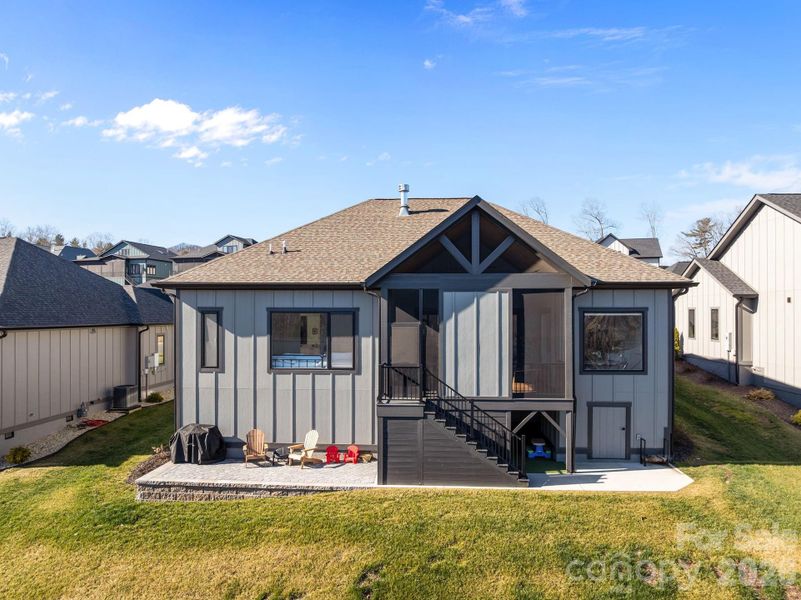 Image 40 of a home in .