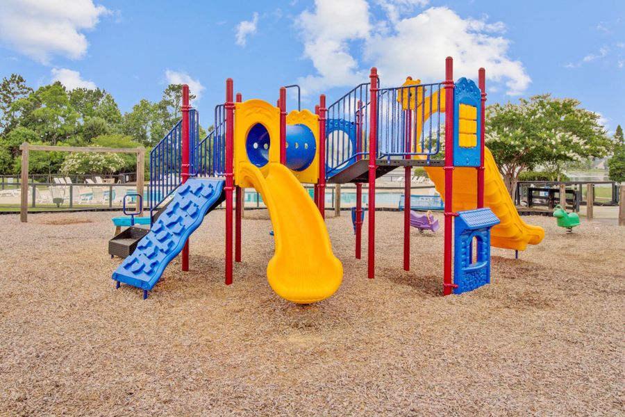 Community amenities in , Moncks Corner (Image 60).