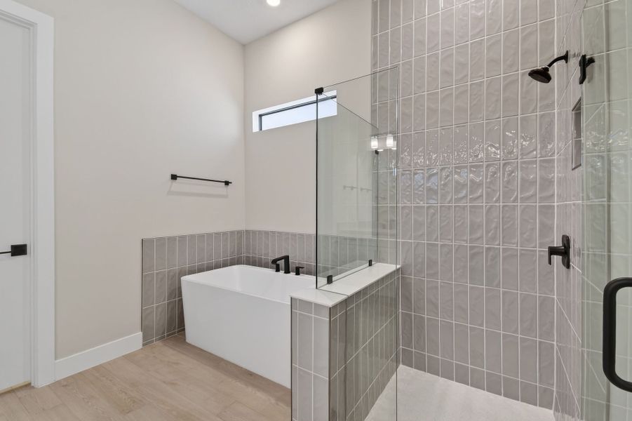 Furnished interior view inside a new home in Greyhawk Landing, Lake Worth (Image 16).