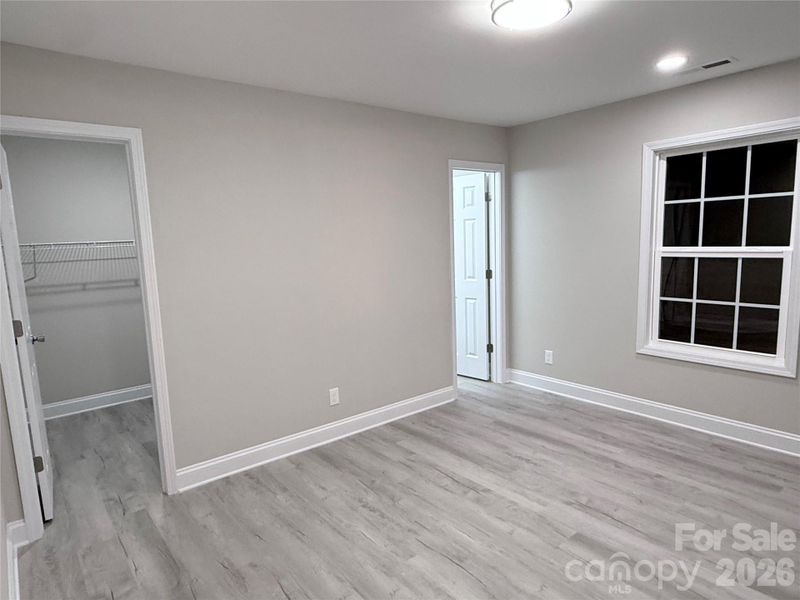 Spacious, unfurnished interior of a new home in , Mooresville (Image 28).