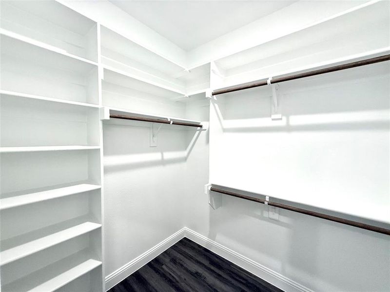 Spacious, unfurnished interior of a new home in , Lake Kiowa (Image 22).