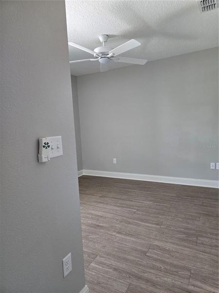 Spacious, unfurnished interior of a new home in , Jacksonville (Image 34).