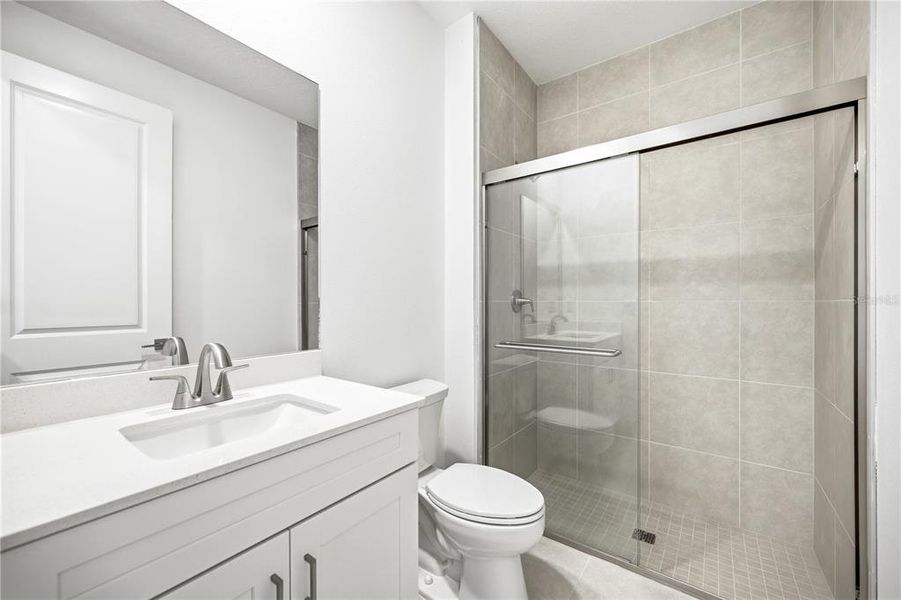 Furnished interior view inside a new home in , Apollo Beach (Image 9).