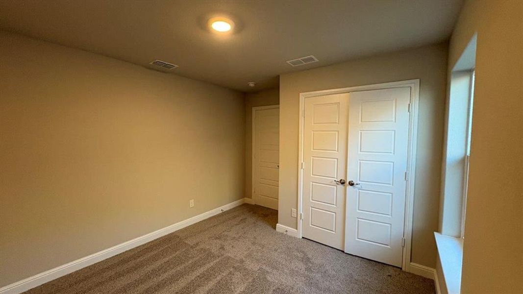 Spacious, unfurnished interior of a new home in Sandstone Estates, Granbury (Image 13). Spacious, unfurnished interior of a new home in Sandstone Estates, Granbury (Image 13).