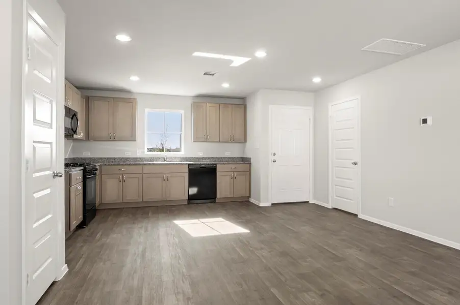Furnished interior view inside a new home in Harvest Ridge, Elgin (Image 8).