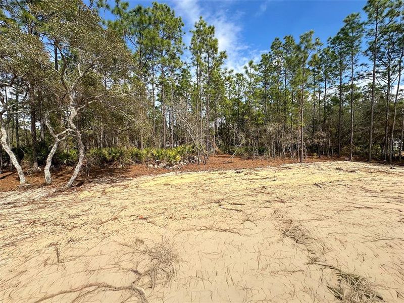 Image 6 of a home in . Image 6 of a home in .