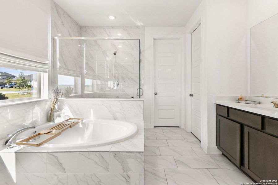 Furnished interior view inside a new home in Arched Oaks, Floresville (Image 5). Furnished interior view inside a new home in Arched Oaks, Floresville (Image 5).