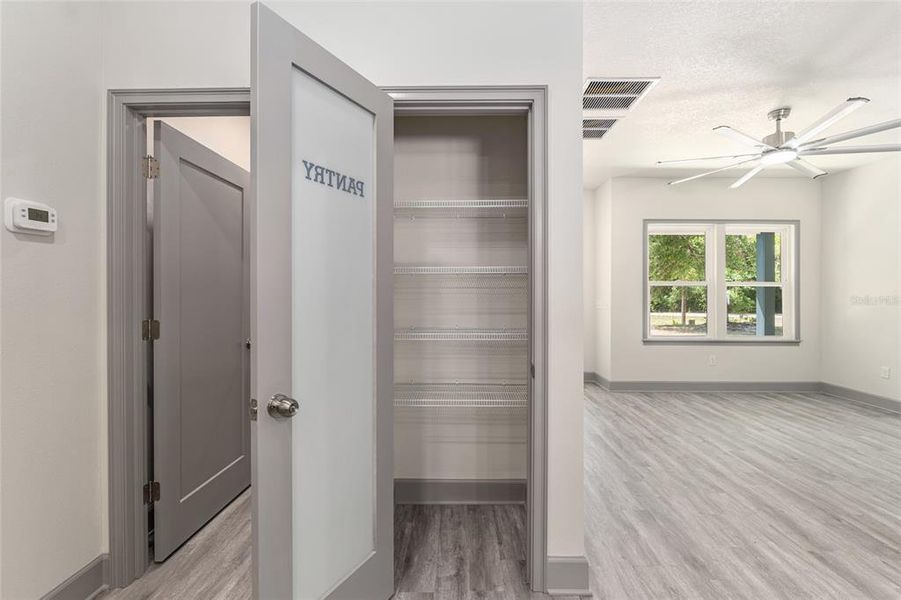 Spacious, unfurnished interior of a new home in , Fort White (Image 40).