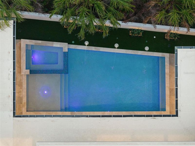 Image 81 of a home in .