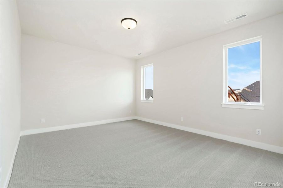 Spacious, unfurnished interior of a new home in Pelican Shores at Water Valley, Windsor (Image 11). Spacious, unfurnished interior of a new home in Pelican Shores at Water Valley, Windsor (Image 11).