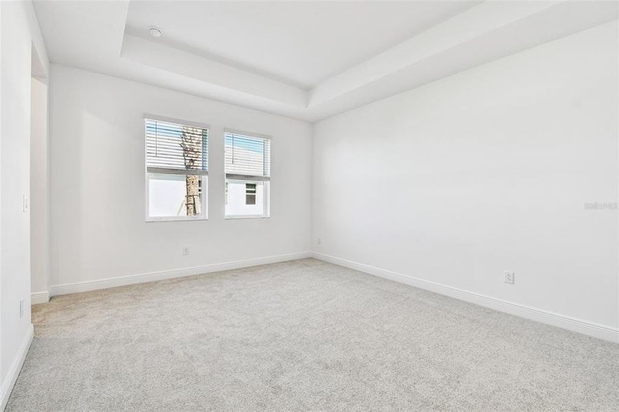 Spacious, unfurnished interior of a new home in Sweetwater at Lakewood Ranch, Lakewood Ranch (Image 16).
