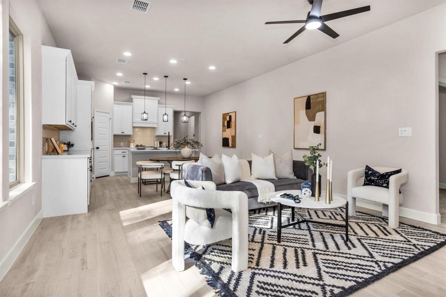 Furnished interior view inside a new home in Woodforest 40', Montgomery (Image 31).