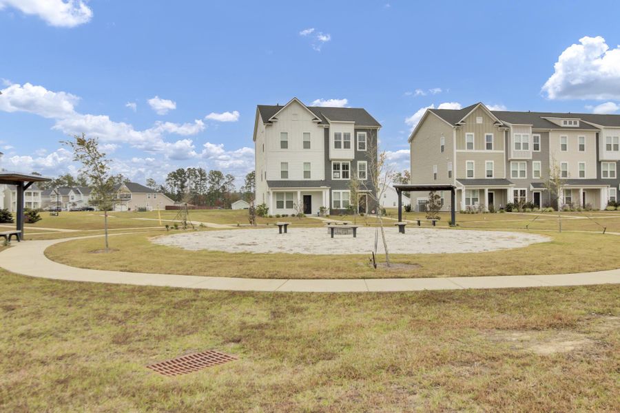 Community amenities in , Moncks Corner (Image 58).