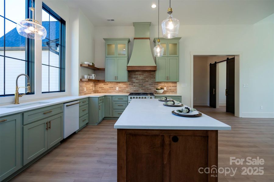 Custom cabinets with vented hood Custom cabinets with vented hood