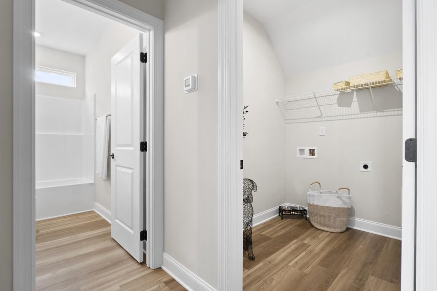 Spacious, unfurnished interior of a new home in Hamilton on Hunter, Ooltewah (Image 18).