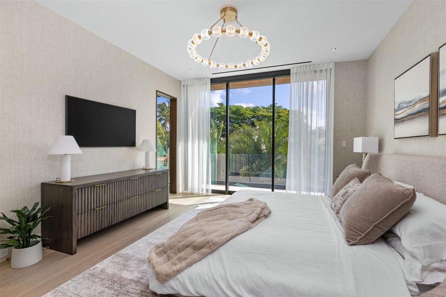 Furnished interior view inside a new home in , Fort Lauderdale (Image 59).