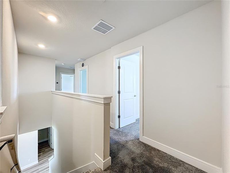 Spacious, unfurnished interior of a new home in Amelia Groves, St. Cloud (Image 40).