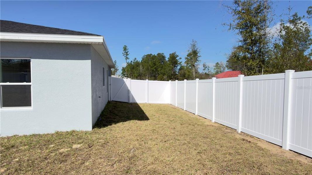 Exterior details and patio area of a home in , Ocala (Image 23). Exterior details and patio area of a home in , Ocala (Image 23).